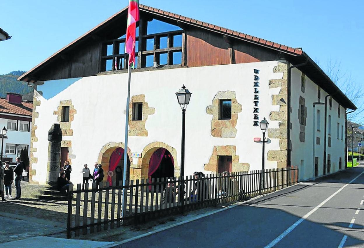 Udaletxeko batzar aretoan aurrera eramango da ostegunean. 