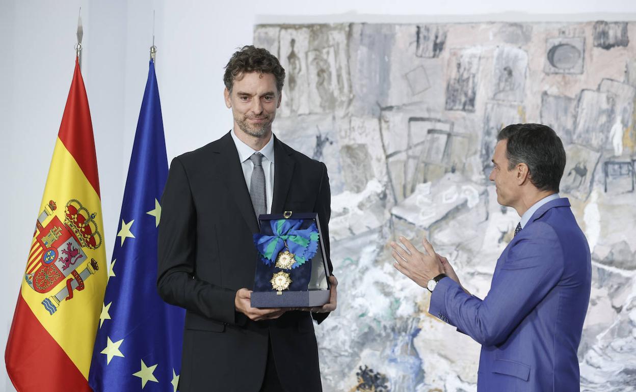 Pau Gasol recibe la Gran Cruz de la Real Orden del Mérito Deportivo