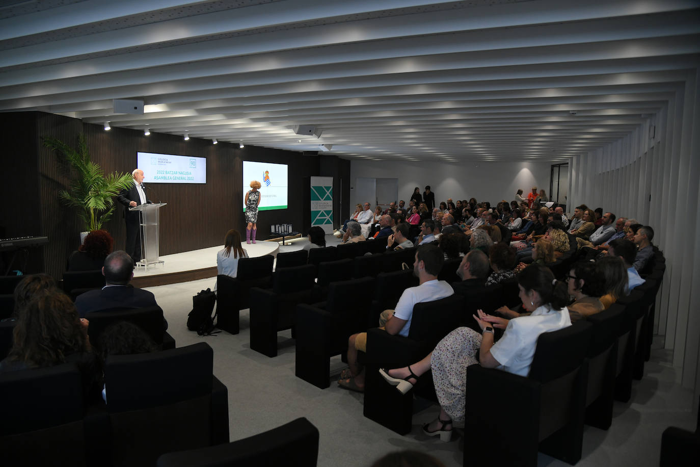 Fotos: La Federación Mercantil pide las instituciones «remar con el comercio en la misma dirección»