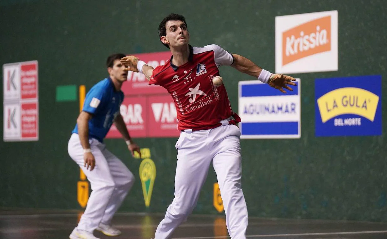 Jokin Altuna ha renunciado al partido del Torneo San Fermín del cuatro y medio. 