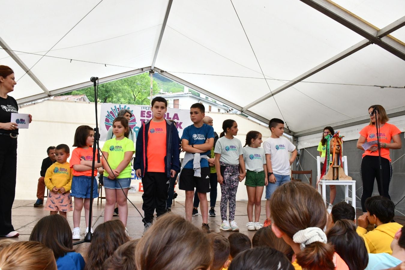 Fotos: La fiesta de las escuelas pequeñas en Errezil