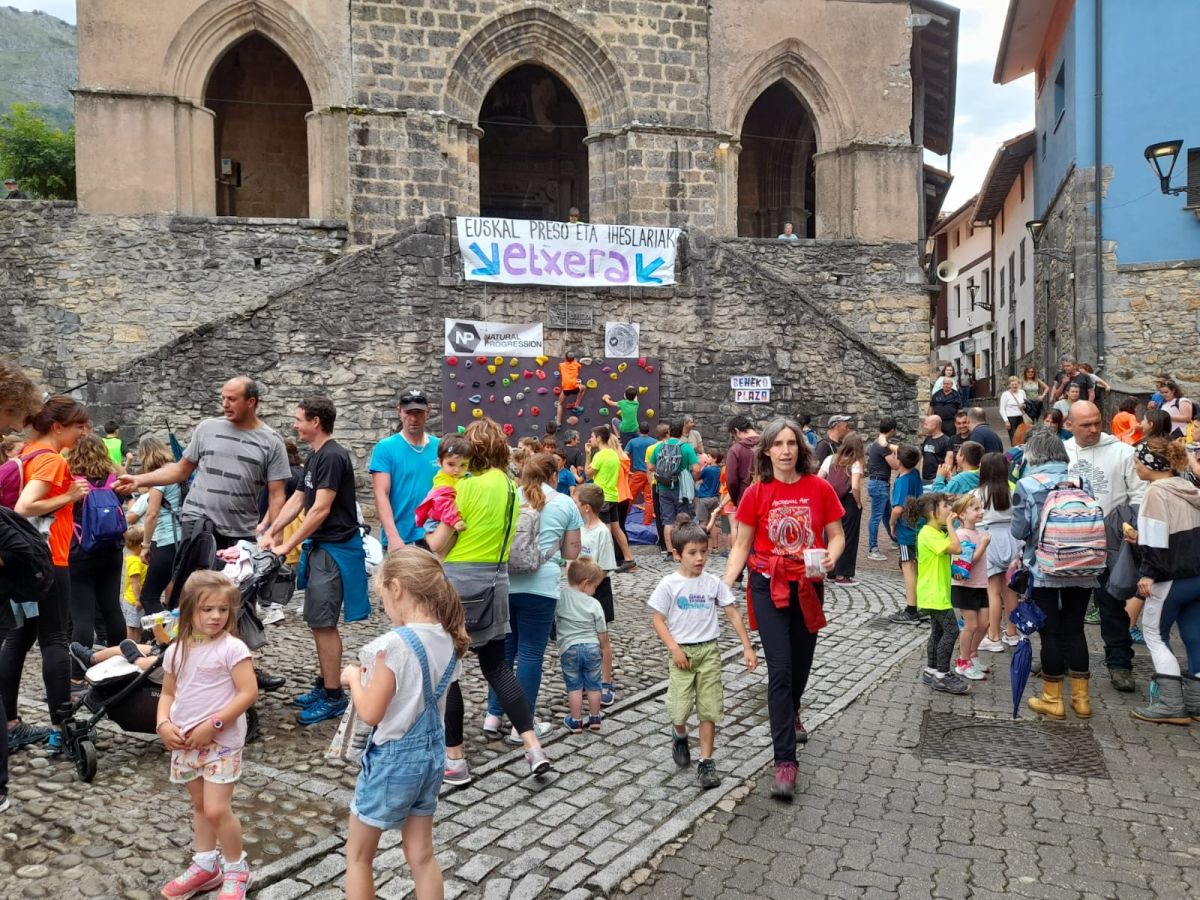 Fotos: La fiesta de las escuelas pequeñas en Errezil