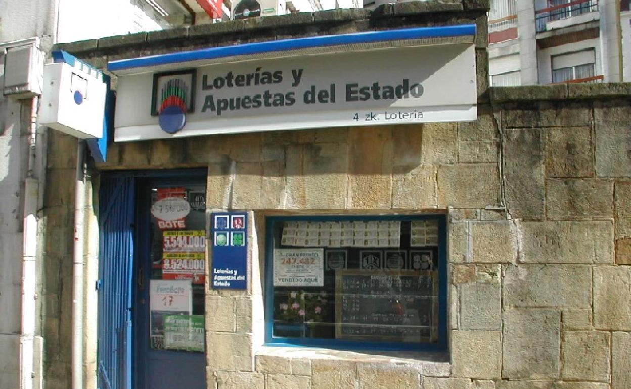 Administración de Loterías de Eibar que ha vendido ocho décimos del primer premio de la Lotería Nacioanal del sábado