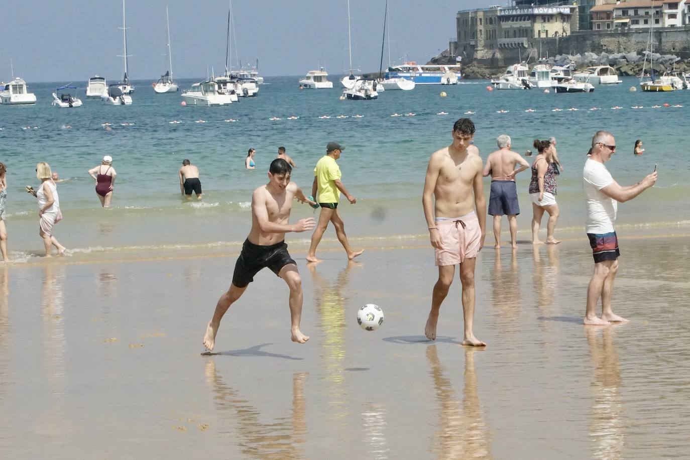 Fotos: Arranca la temporada de playas en Donostia