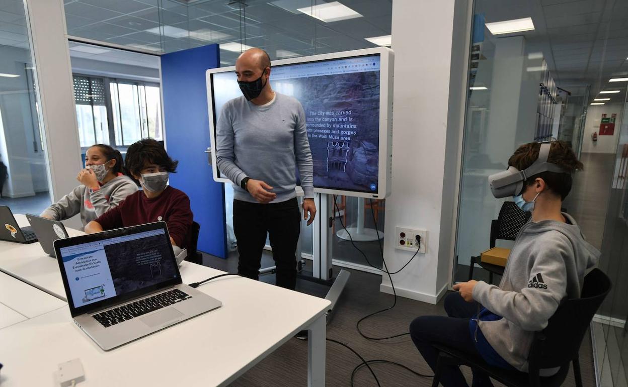 Educación ha abierto el programa de refuerzo Hedatze a la red concertada. 