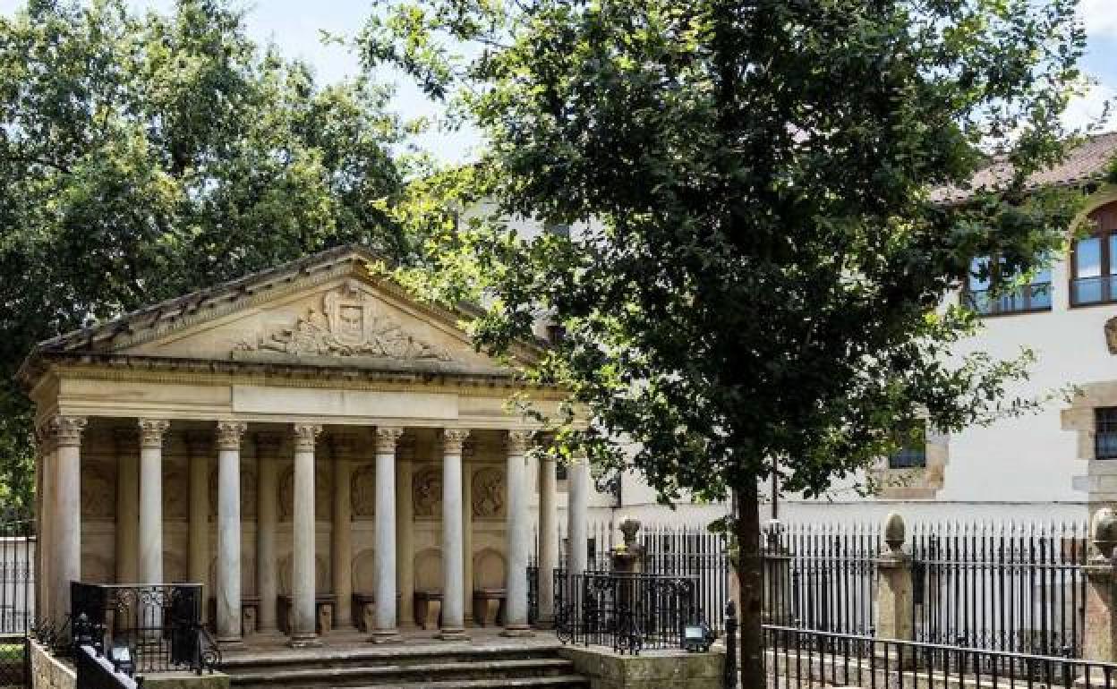 La Ley de Memoria Histórica de Euskadi prevé un día anual por las víctimas y unidades didácticas