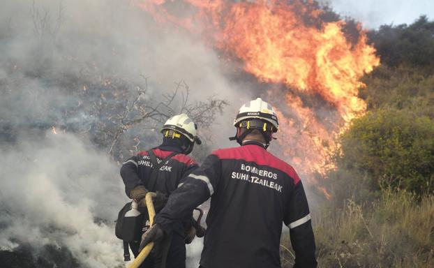 Los incendios continúan arrasando Navarra. 