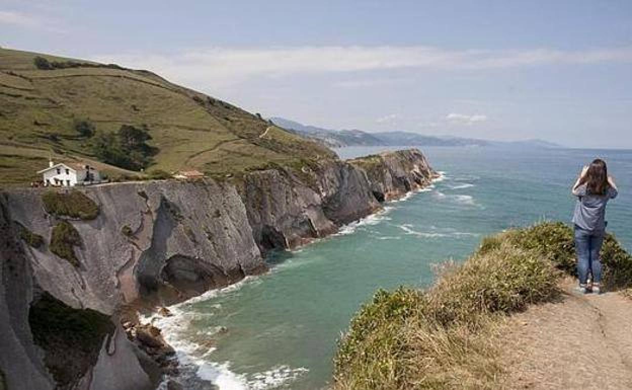 La Costa Vasca, entre las opciones más caras para vacaciones este verano