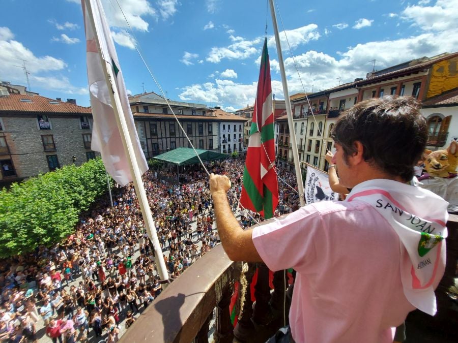 Fotos: Arrancan las fiestas de San Juan en Hernani
