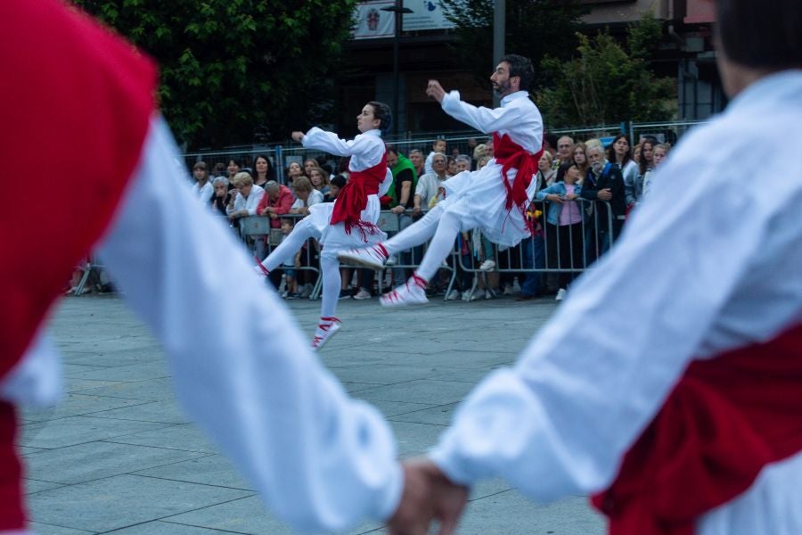 Fotos: Todo a favor en la primera noche de estos sanmarciales