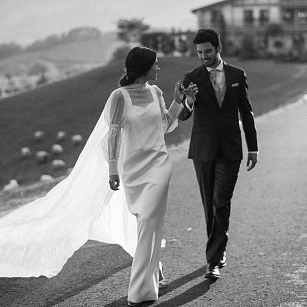 Otra imagen de la pareja el día de su boda.