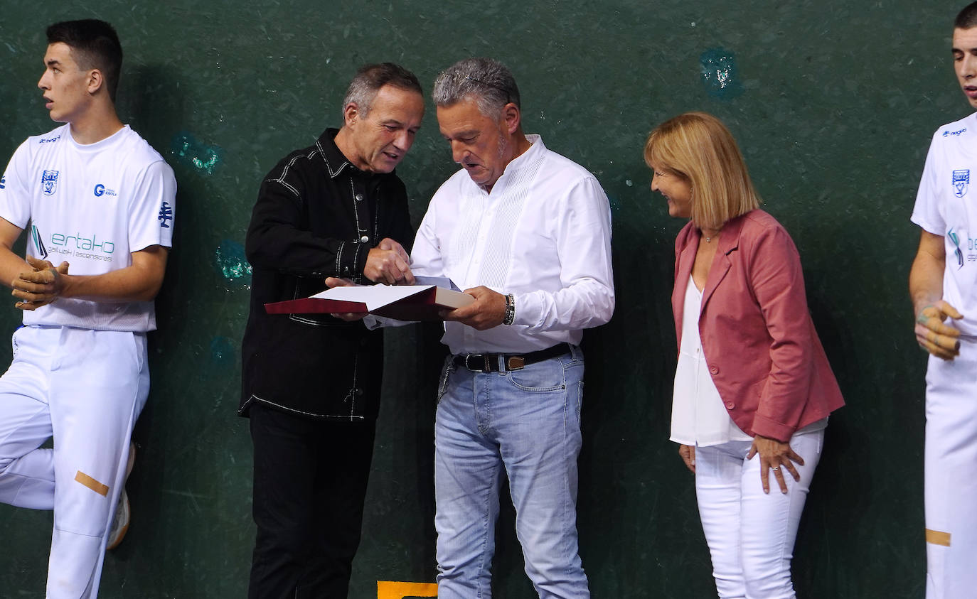 Fotos: Oiartzun pasa por encima de Azpeitia y se lleva el Interpueblos