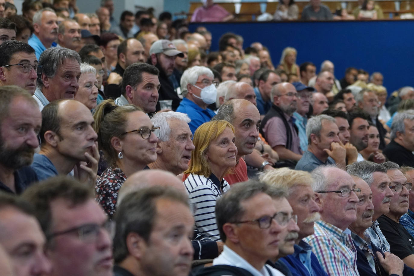 Fotos: Oiartzun pasa por encima de Azpeitia y se lleva el Interpueblos