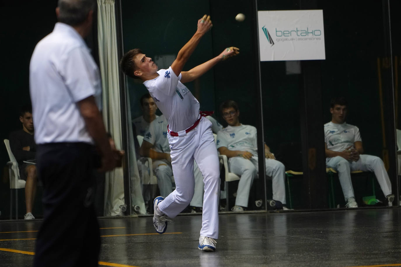 Fotos: Oiartzun pasa por encima de Azpeitia y se lleva el Interpueblos