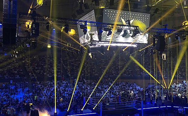 El Pabellón Olímpico de Badalona acogió la velada.