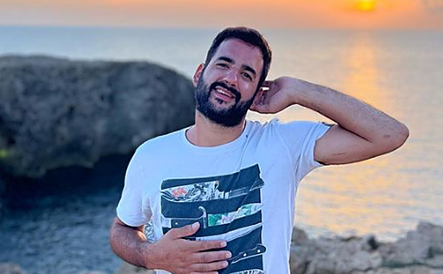 Jokin luciendo su nuevo tatuaje en el post de Eva