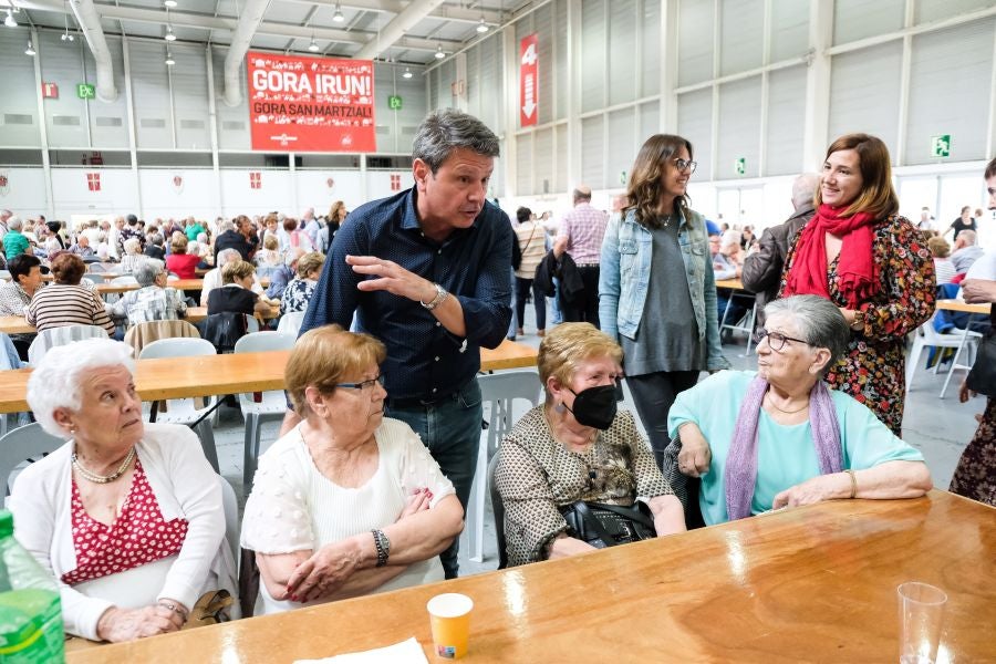 Fotos: Los mayores disfrutan de las fiestas