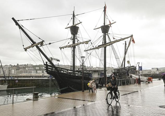 La réplica de la nao 'Victoria' con la que Elcano hizo la primera circunnavegación de la historia 