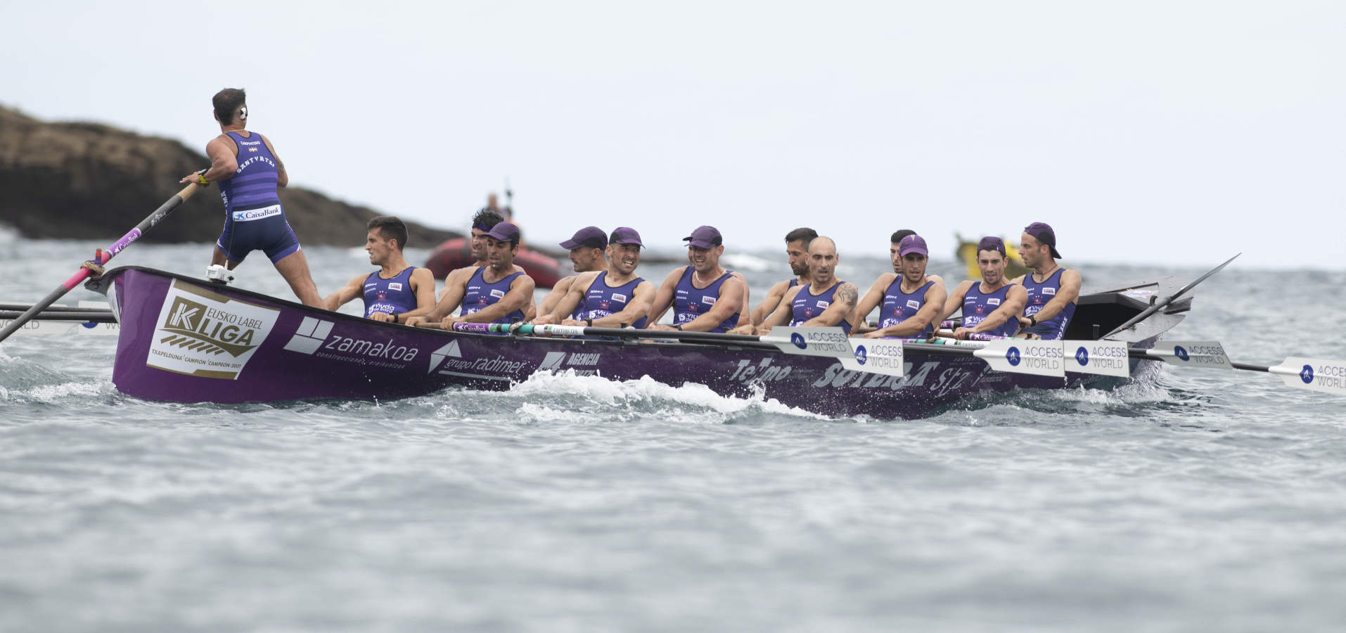 Fotos: Donostiarra no deja escapar su bandera