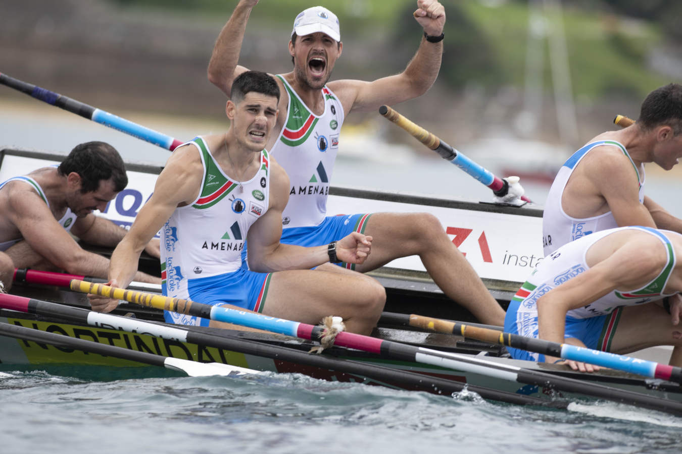 Fotos: Donostiarra no deja escapar su bandera
