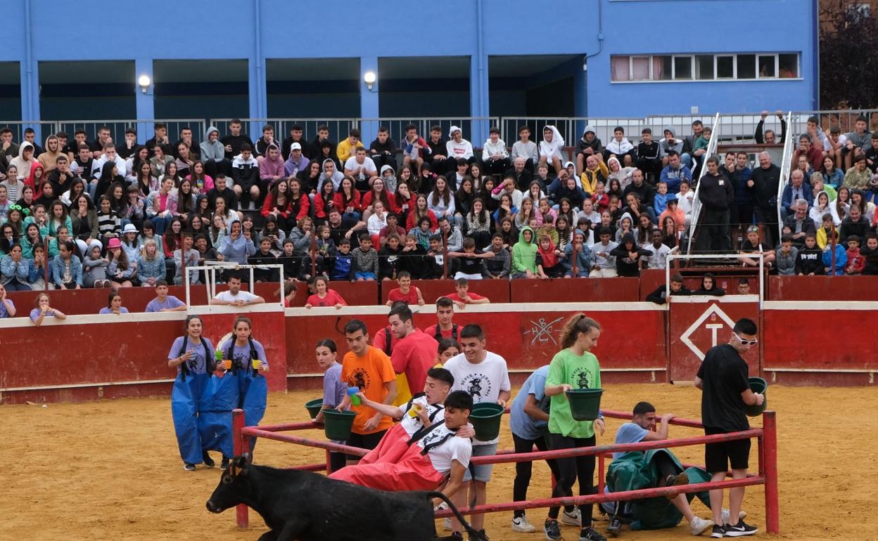 El Grand Prix contó con la participación de ocho cuadrillas que incluyeron algún que otro veterano. 