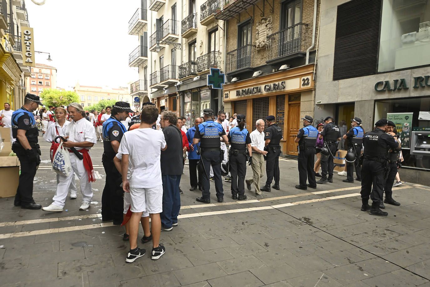 Fotos: Empapados en la fiesta de siempre