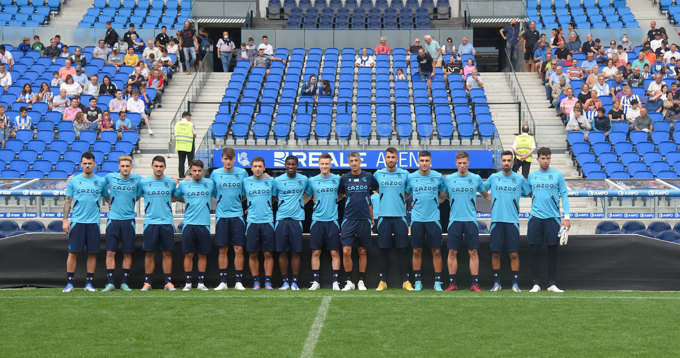 Fotos: Así ha sido el primer entrenamiento de La Real Sociedad en el Reale Arena