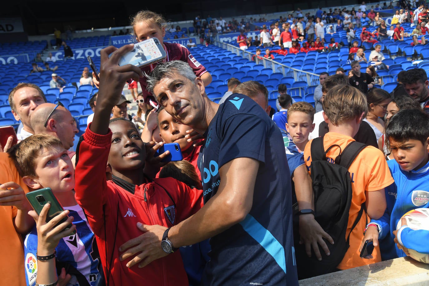 Fotos: Así ha sido el primer entrenamiento de La Real Sociedad en el Reale Arena
