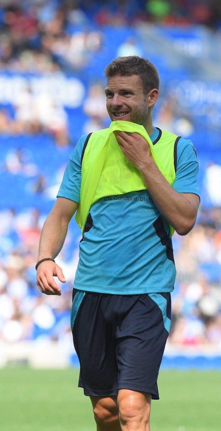 Fotos: Así ha sido el primer entrenamiento de La Real Sociedad en el Reale Arena