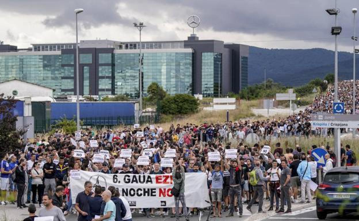 Mercedes Vitoria cede en una de sus principales exigencias para facilitar el acuerdo