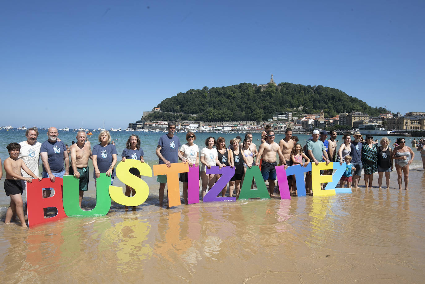 Fotos: Gipuzkoa se moja por la esclerosis múltiple