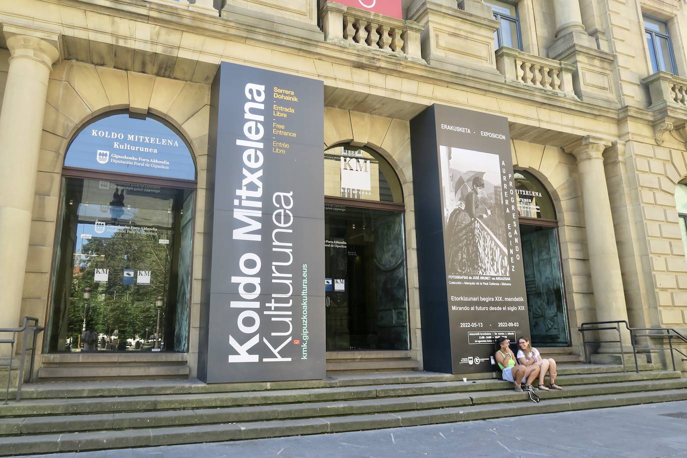 Fotos: El Koldo Mitxelena seguirá abierto al público hasta enero por los sucesivos retrasos de la obra