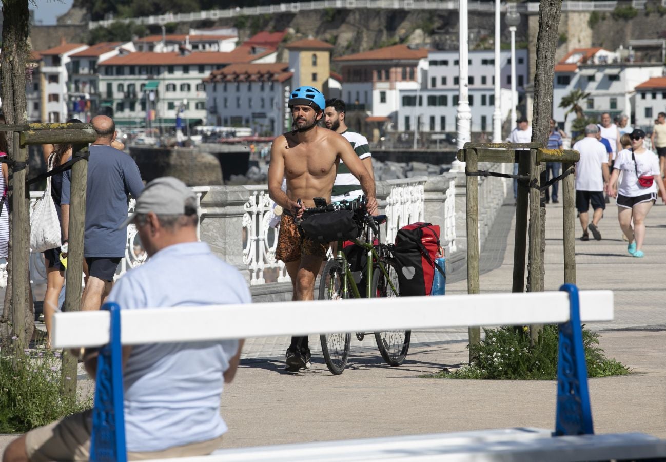 Fotos: Gipuzkoa se abrasa a más de 35ºC