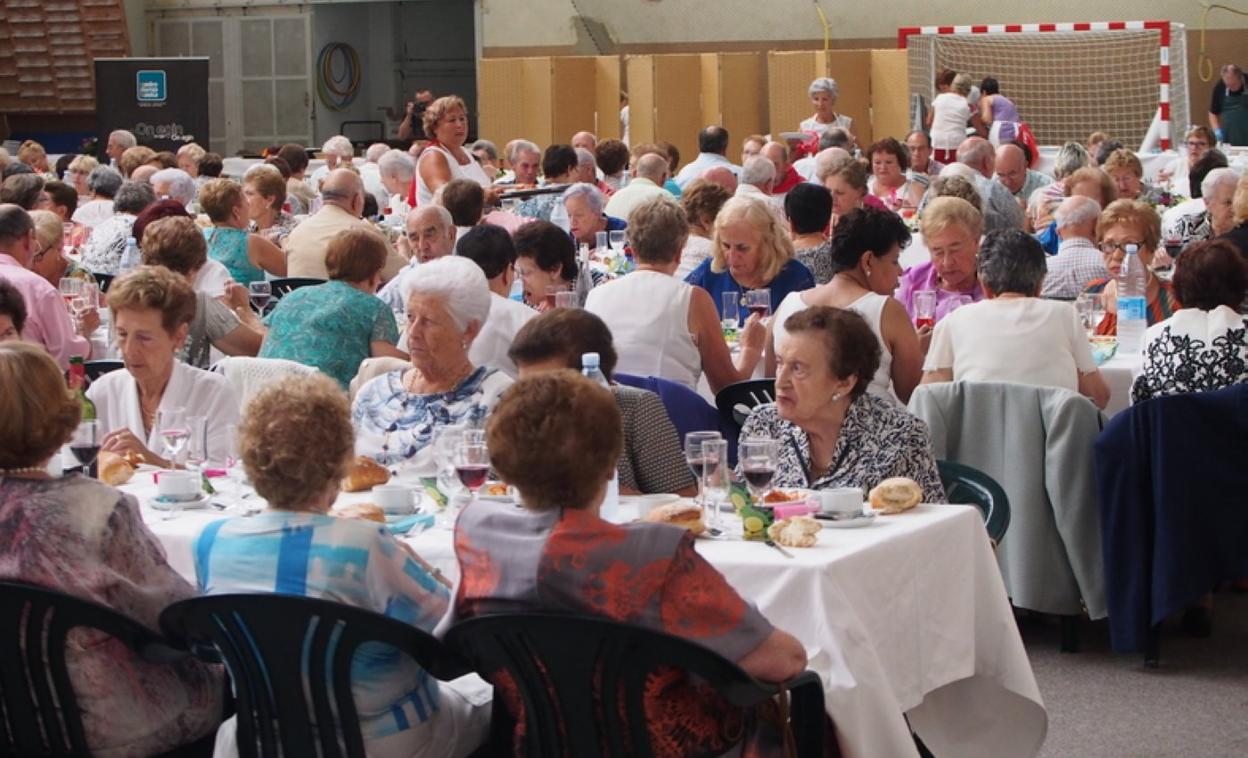 Olaizaga volverá a acoger la comida del día del Jubilado. 
