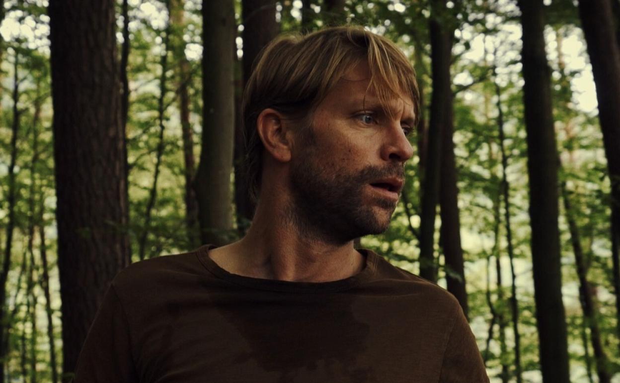 Capitani, izen bereko telesailaren atal batean. 