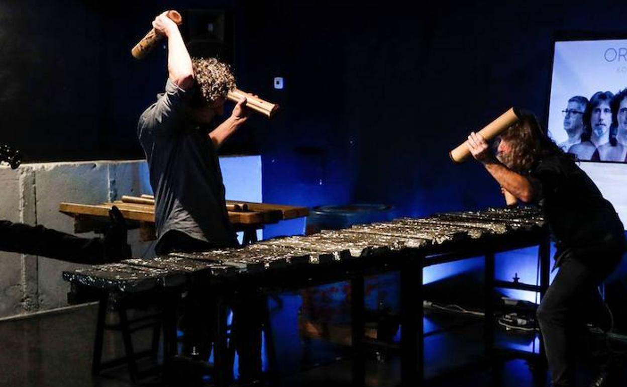 Oreka TX, Aveiron izango den taldeetako bat. Argazkia 'Koklea' diskoa aurkeztu zutenekoa da. 