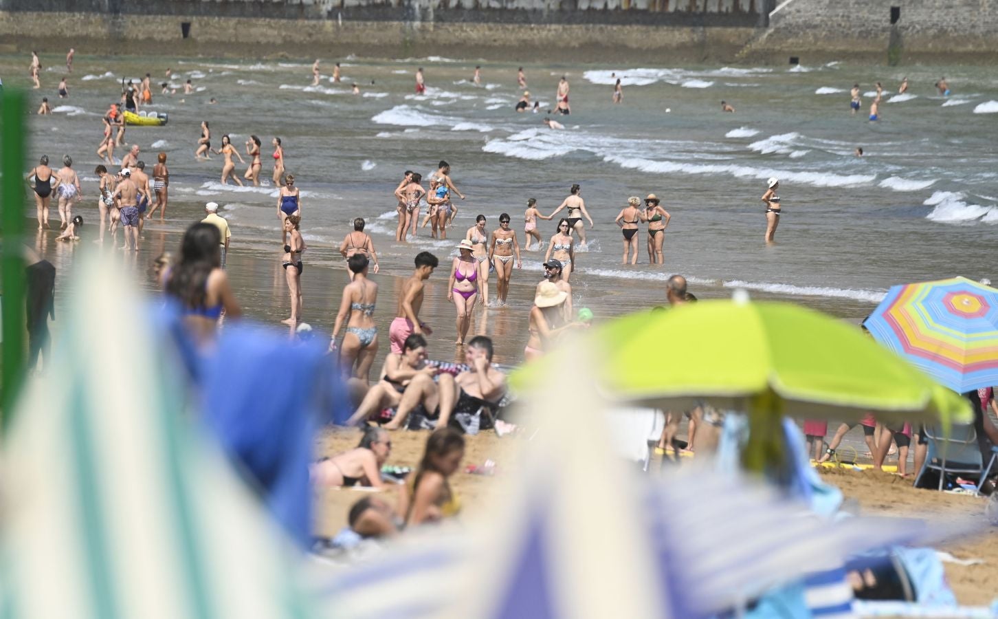 Fotos: Calor asfixiante en Gipuzkoa