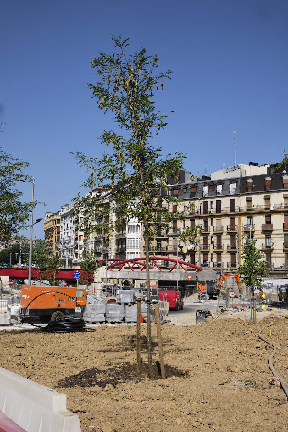 Fotos: Las obras de Iztueta entran en su última fase para terminar la primera quincena de agosto