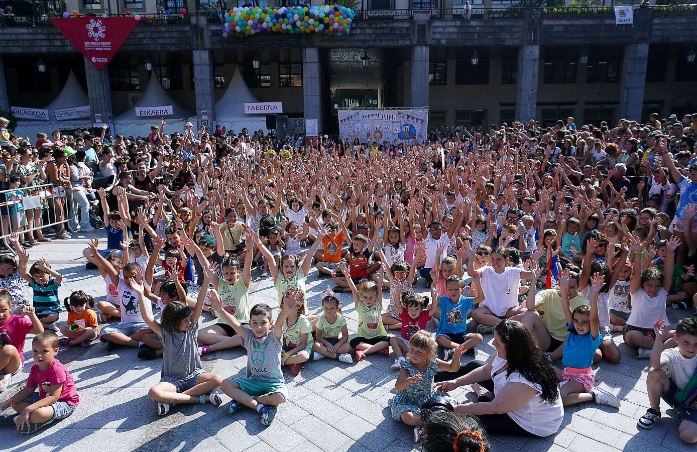 Fotos: Errenteria estalla de júbilo con el comienzo de las Madalenas