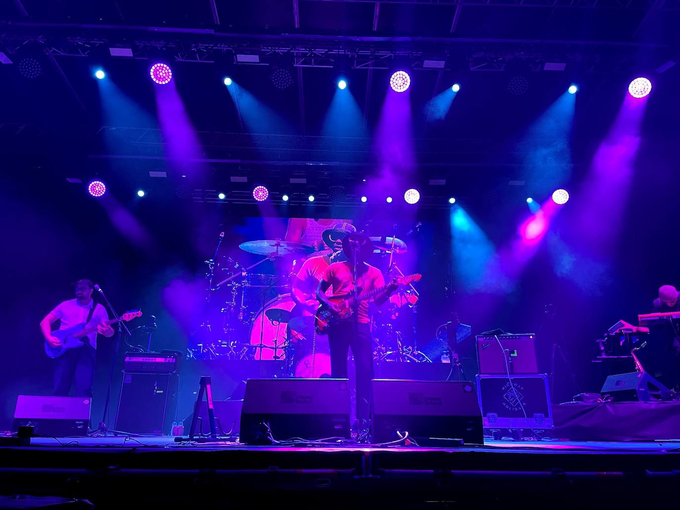 Jazzaldia: La 'galerna' Harding arrasa el litoral