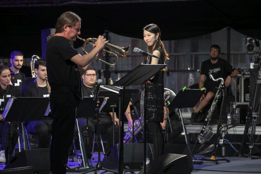 Fotos: La Musikene Summer Big Band y Miho Hazama