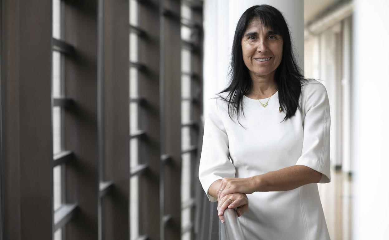 Nekane Balluerka, en el campus donostiarra de la UPV. 