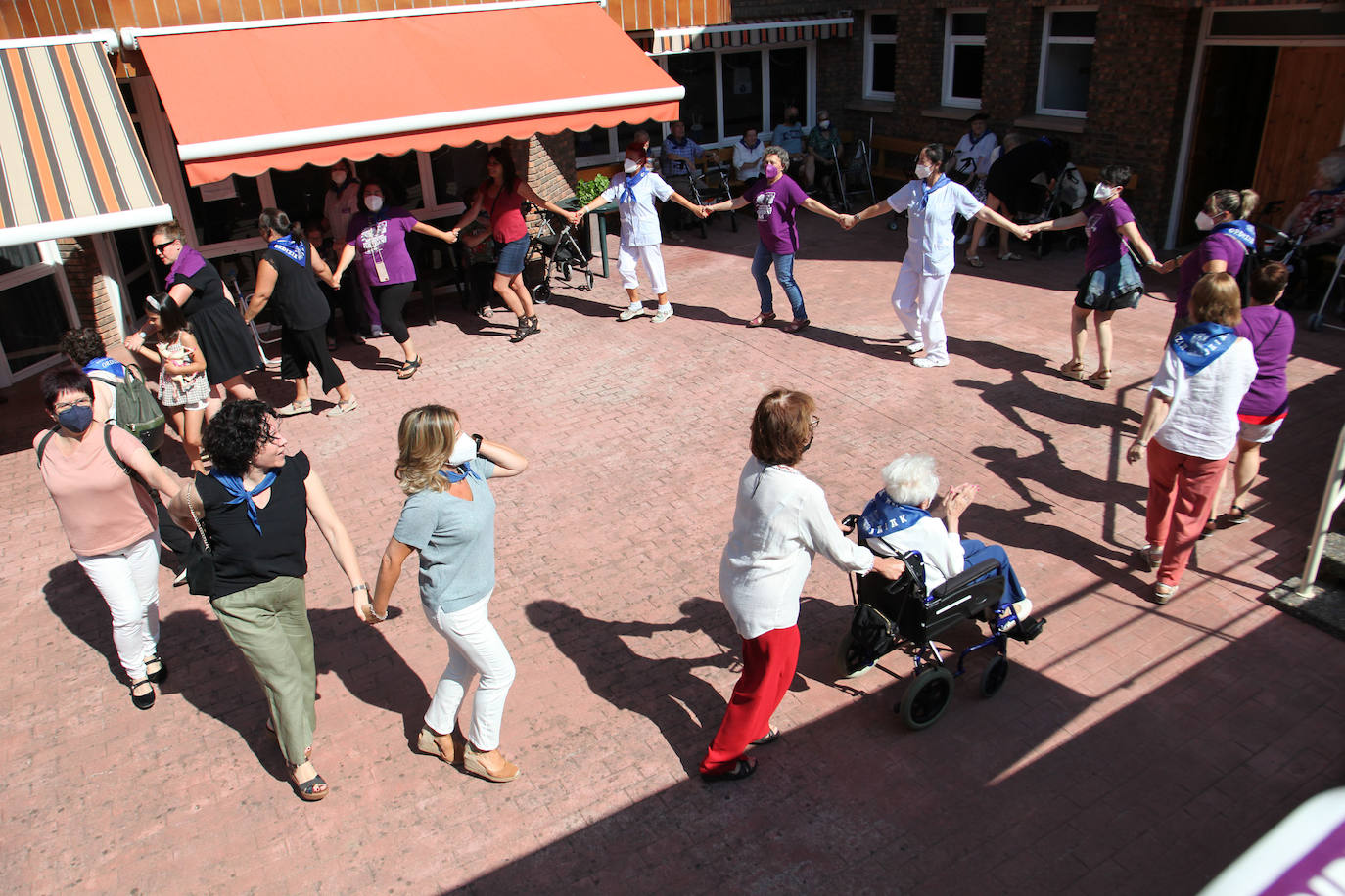 Fotos: El chupinazo de Santa Ana en imágenes