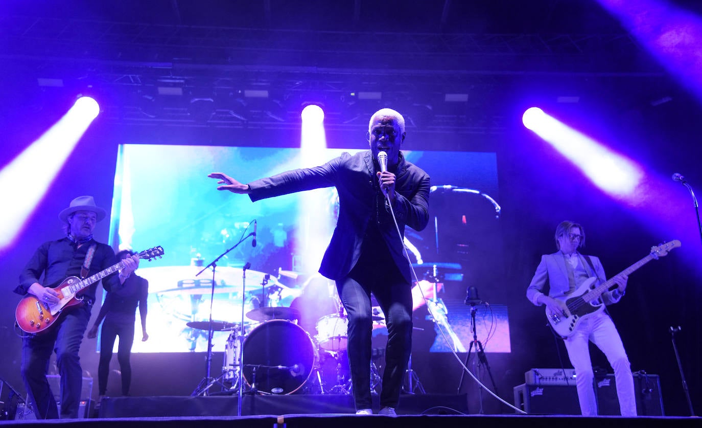 Fotos: El &#039;soul primitivo&#039; de Vintage Trouble triunfa en La Zurriola