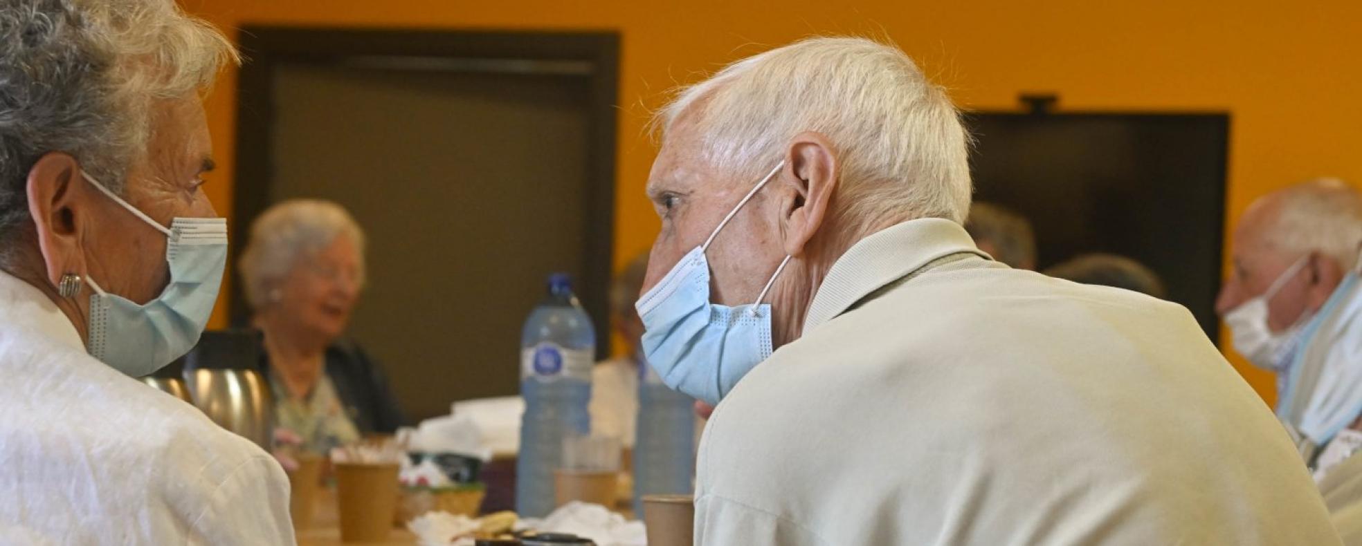 Varios grupos.Se han creado dos grupos; uno acude por la mañana, otro por la tarde, y el objetivo es ampliar el servicio a un tercero. 