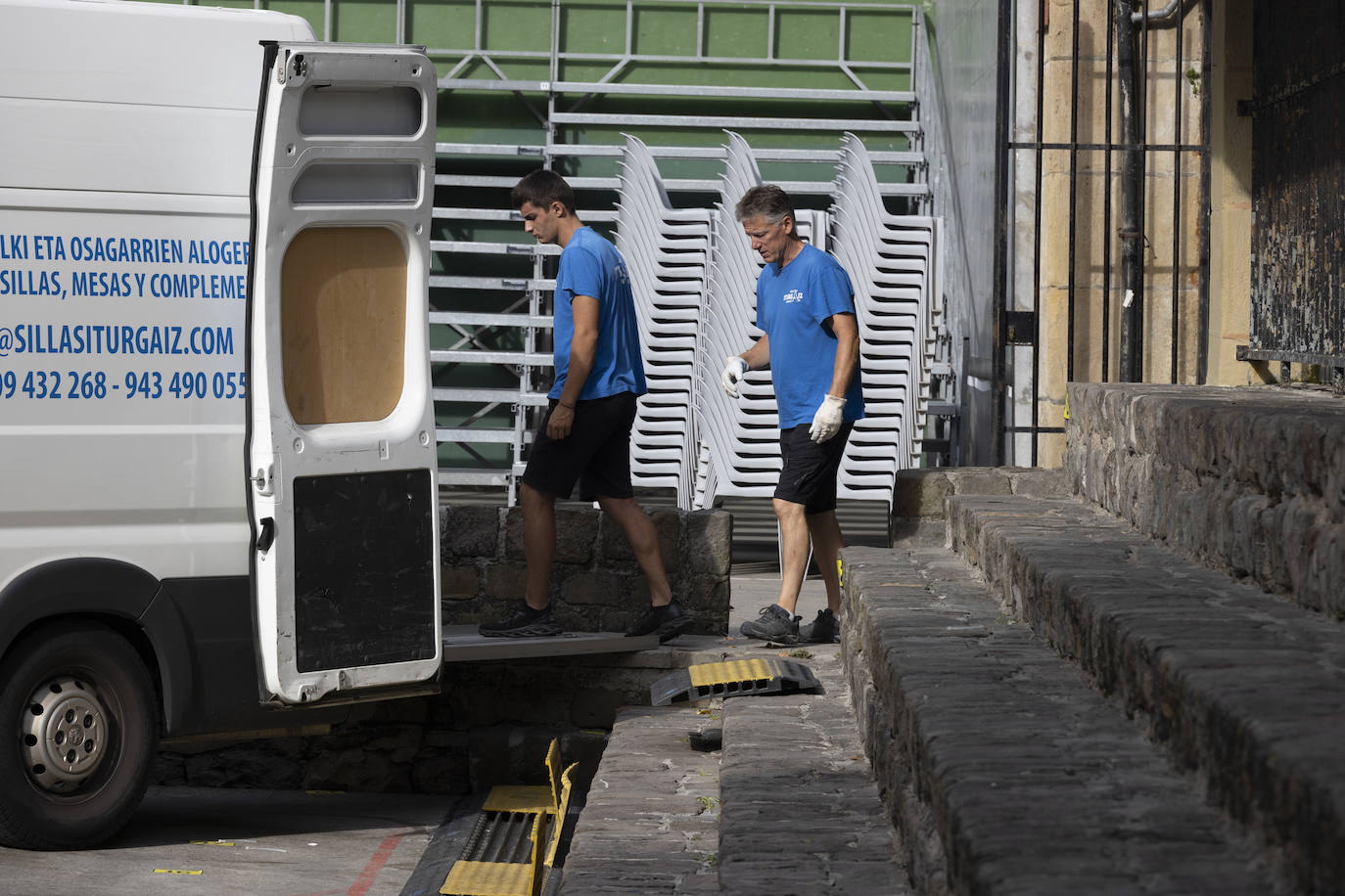 Fotos: Desmontaje de los escenarios del Jazzaldia