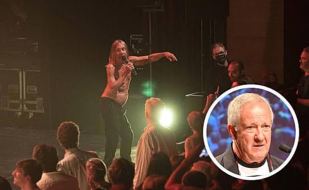 El público disfrutó de pie del concierto de Iggy Pop desde la primera canción. 