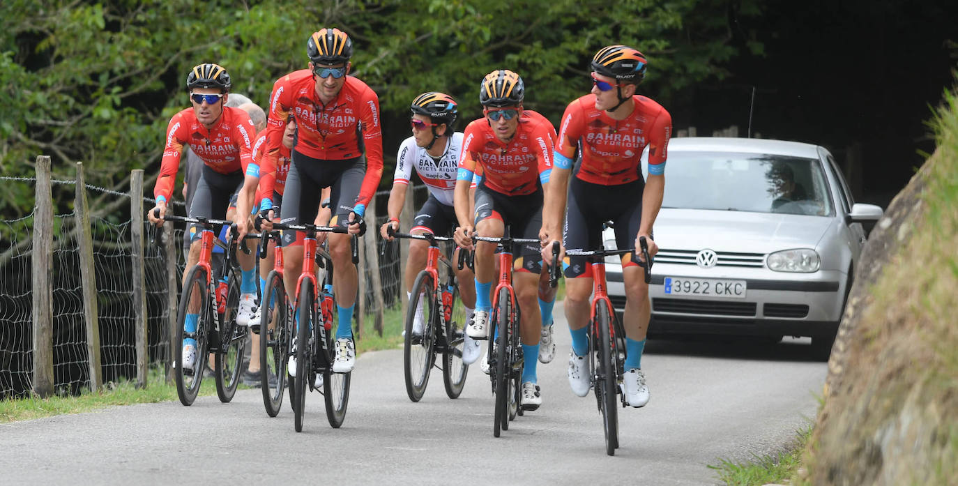 Fotos: Los favoritos de la Clásica se preparan en Murgil