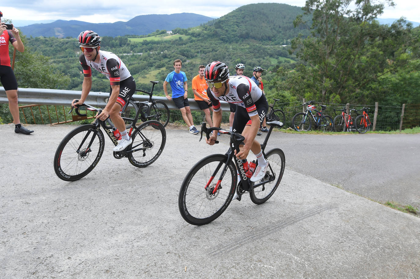 Fotos: Los favoritos de la Clásica se preparan en Murgil