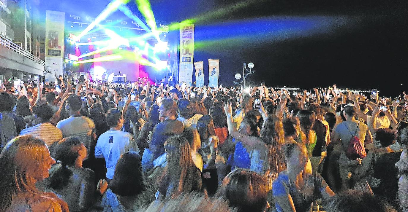 Las dos víctimas notaron los pinchazos de sumisión química durante un concierto en Zarautz